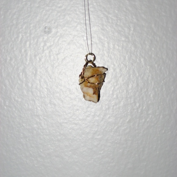 Wire wrapped Rock Necklace - Picture 1 of 3